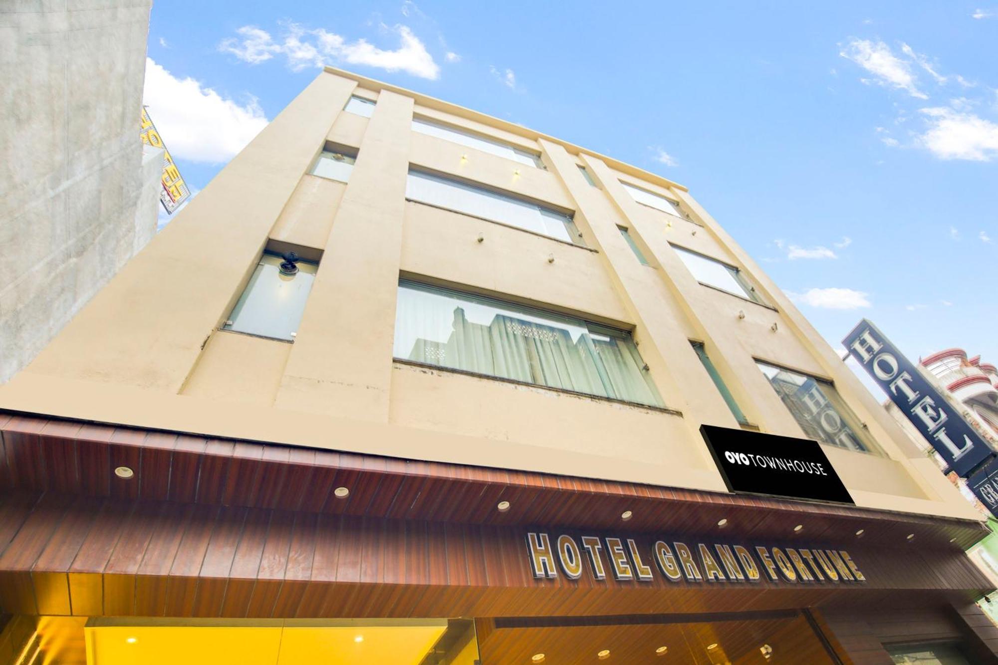 Super Townhouse Grand Fortune Amritsar Extérieur photo